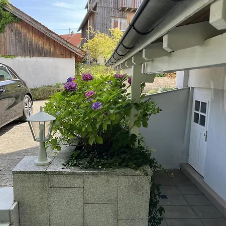 Gaestehaus Schiff 펜션 미르스부르크